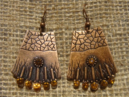 EARRING