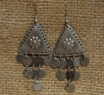 EARRING EARRING