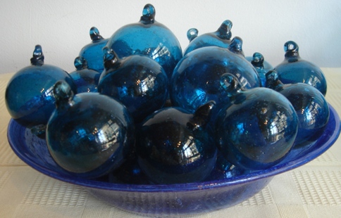 Blue Color Crackle Glass Ornaments