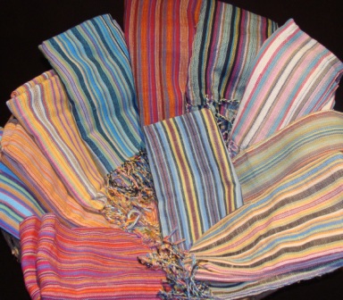 5 Trendy scarves
